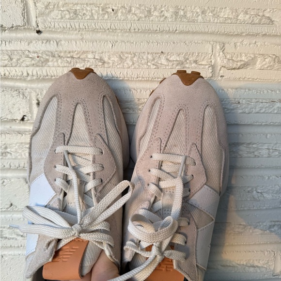 New Balance 327 sneakers - Picture 5 of 13
